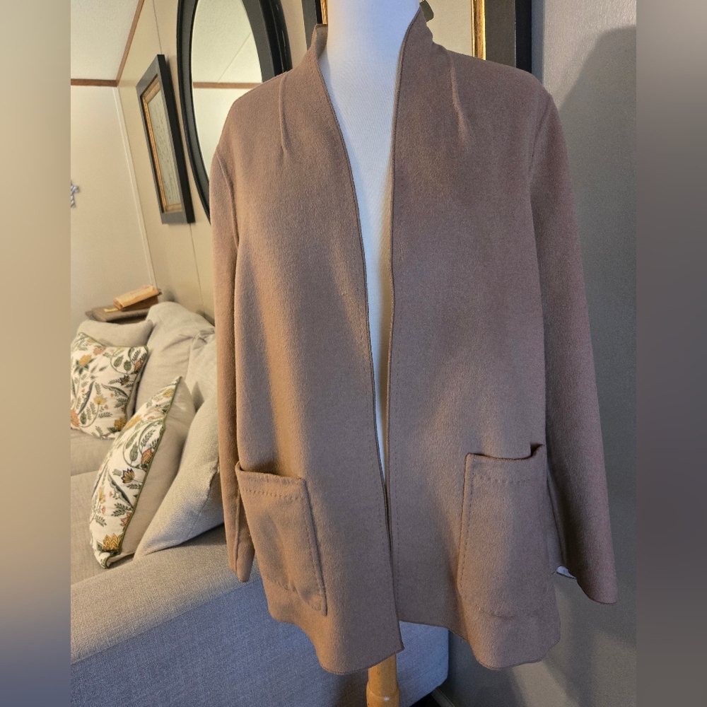 Chico's: Women's Tan Open Front Jacket